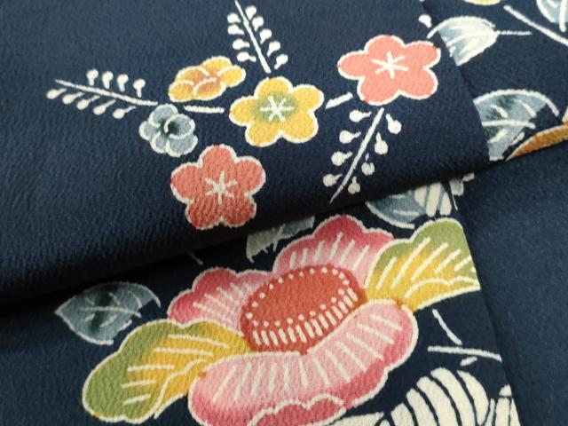 平和屋着物●上質な小紋　型染め　草花文　鬼しぼ縮緬　正絹　逸品　CABG0500yc