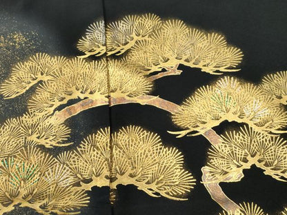 平和屋着物●豪華黒留袖　枝松菊文　ラメ糸　暈し染め　金彩　仮絵羽　正絹　逸品　未使用　CABG0503yc
