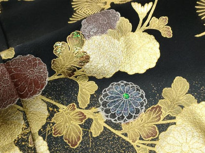 平和屋着物●豪華黒留袖　枝松菊文　ラメ糸　暈し染め　金彩　仮絵羽　正絹　逸品　未使用　CABG0503yc