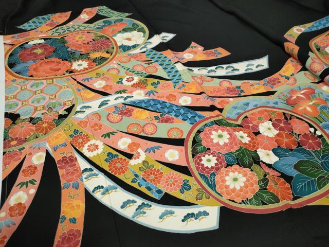 平和屋着物●本加賀友禅作家　清藤武二　黒留袖　鬘帯吉祥花唐草文　金彩　仮絵羽　正絹　逸品　未使用　CABG0504yc