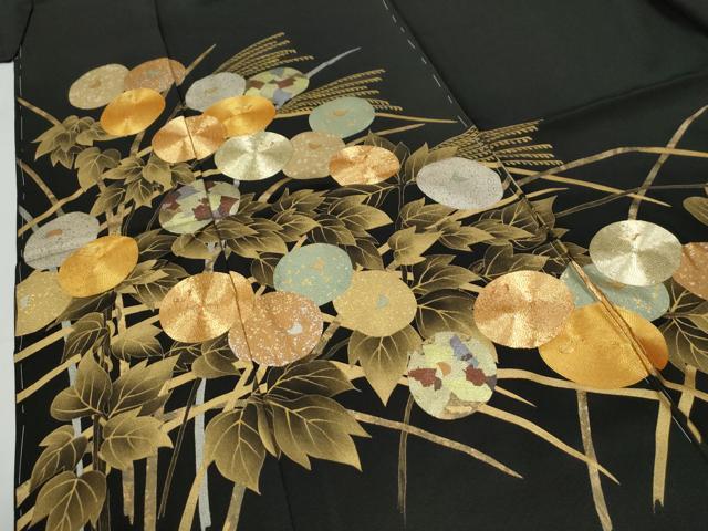 平和屋着物●豪華黒留袖　作家物　駒刺繍　万寿菊　金彩　仮絵羽　正絹　逸品　未使用　CABG0505yc