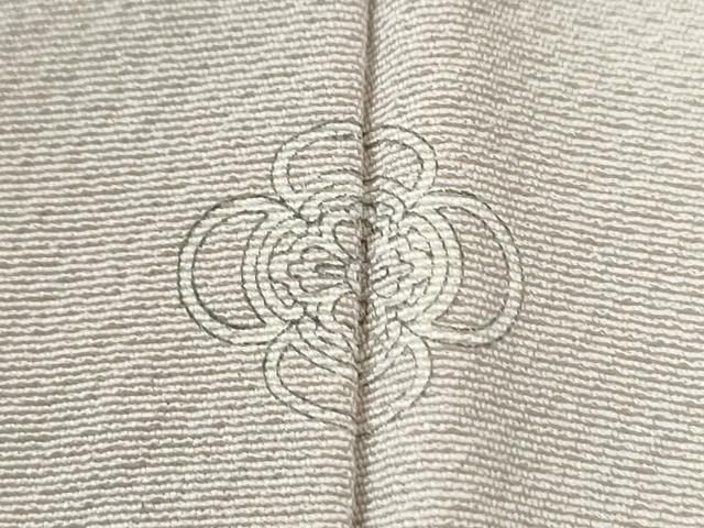 平和屋着物●上質な色無地　作家物　白梅鼠色　正絹　逸品　未使用　CABG0532yc