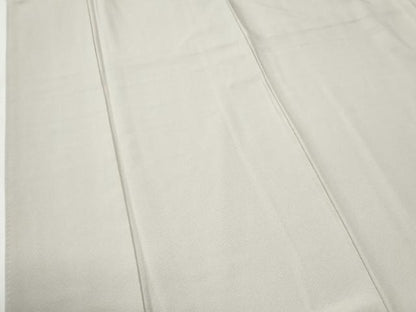 平和屋着物●上質な色無地　作家物　白梅鼠色　正絹　逸品　未使用　CABG0532yc