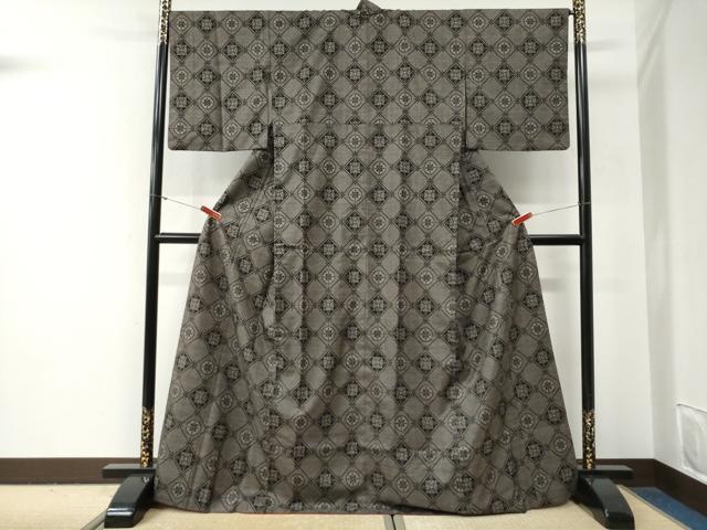 平和屋着物●本場大島紬　7マルキ　菱花吉祥文　正絹　逸品　CABG0546yc