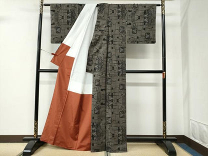 平和屋着物●本場大島紬　7マルキ　短冊花唐草文　正絹　逸品　未使用　CABG0551yc