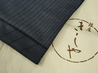平和屋着物●銀座きしや　本場大島紬　7マルキ　よろけ縞　たとう紙付き　正絹　逸品　CABG0565yc