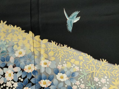 平和屋着物●豪華黒留袖　友禅　作家物　尾長鳥草花文　暈し染め　正絹　逸品　CABG0585yc