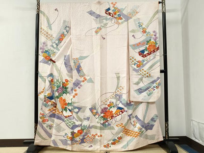 平和屋着物●豪華振袖　駒刺繍　短冊牡丹吉祥草花文　金彩　正絹　逸品　CABG0617yc