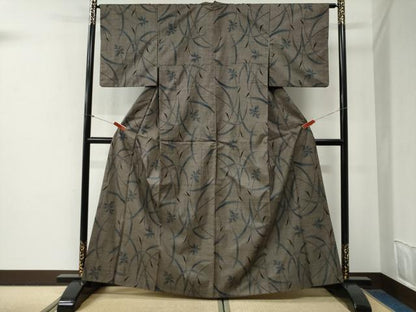 平和屋着物●本場大島紬　7マルキ　枝花文　正絹　逸品　CABG0645yc