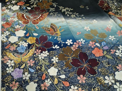 平和屋着物●豪華振袖　蝶　桜　黒地　金彩　正絹　逸品　CABG0650yc