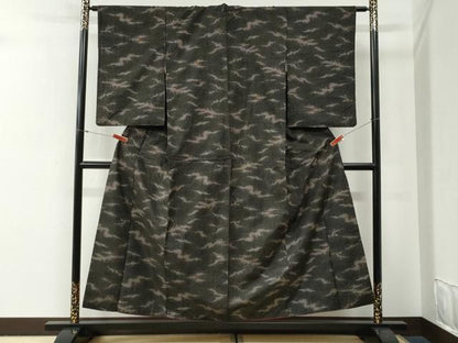 平和屋着物●本場大島紬　7マルキ　霞文　正絹　逸品　CABG0660yc