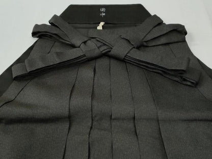 平和屋着物●男性　馬乗り袴　吉祥文　黒地　正絹　逸品　CABG0699yc