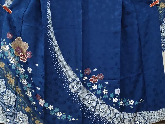 平和屋着物●豪華振袖　駒刺繍　絞り　流水舞桜文　金彩　やまと誂製　正絹　逸品　CABG0727yc