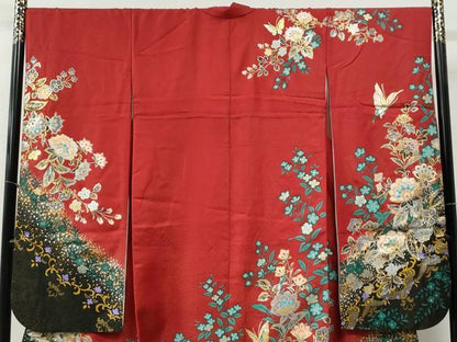 平和屋着物●豪華振袖　駒刺繍　更紗花蝶文　金通し地　正絹　逸品　CABG0724yc