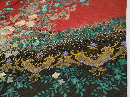 平和屋着物●豪華振袖　駒刺繍　更紗花蝶文　金通し地　正絹　逸品　CABG0724yc