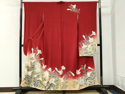 平和屋着物●豪華振袖　駒刺繍　草花文　暈し染め　金彩　正絹　逸品　CABG0731yc