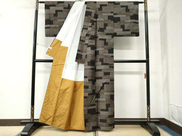 平和屋着物●本場大島紬　9マルキ　泥染め　短冊重ね文　中川織物特製　証紙付き　正絹　逸品　CABG0737yc