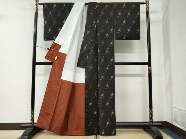 平和屋着物●国指定重要無形文化財　本場久米島紬　手織　正絹　逸品　CABG0739yc