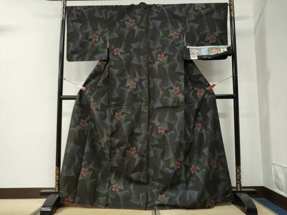 平和屋着物●本場大島紬　9マルキ　泥染め　色紙枝花文　川畑村中作　証紙付き　正絹　逸品　未使用　CABG0776yc