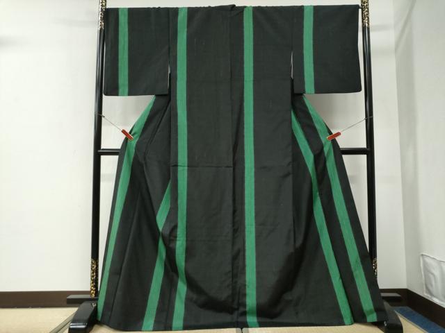 平和屋着物●上質な紬　縞　黒地　正絹　逸品　CABG0798yc