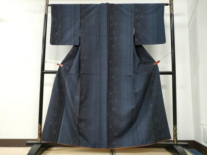 平和屋着物●結城紬　80亀甲　飛び亀甲柄　花唐草文　正絹　逸品　未使用　CABG0824yc