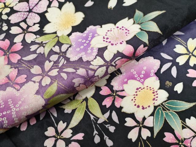 平和屋着物●豪華振袖　駒刺繍　舞桜文　暈し染め　黒地　金彩　正絹　逸品　CABG0825yc