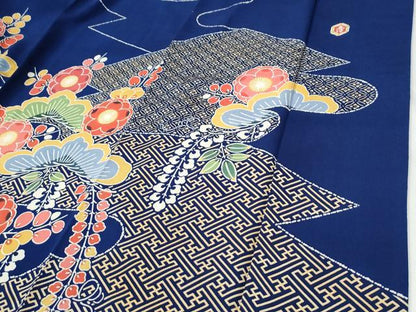 平和屋着物●和染紅型　栗山紅型　栗山吉三郎　振袖　枝垂れ花松文　鬼しぼ縮緬　正絹　逸品　CABG0859yc