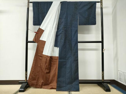 平和屋着物●本場大島紬　7マルキ　吉祥文　正絹　逸品　未使用　CABG0892yc