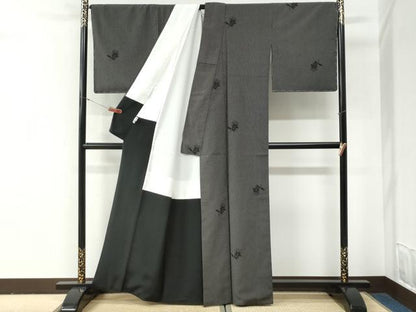 平和屋着物●本塩沢　間道　草花文　黒地　正絹　逸品　CABG0927yc