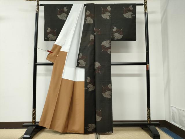 平和屋着物●本場大島紬　9マルキ　地空き　枝花文　高島屋扱い　正絹　逸品　CABG0929yc
