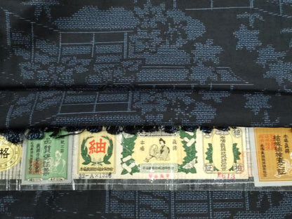 平和屋着物●本場真綿結城紬　100亀甲　飛び亀甲柄　雲取り松竹梅花文　証紙付き　正絹　逸品　CABG0944yc