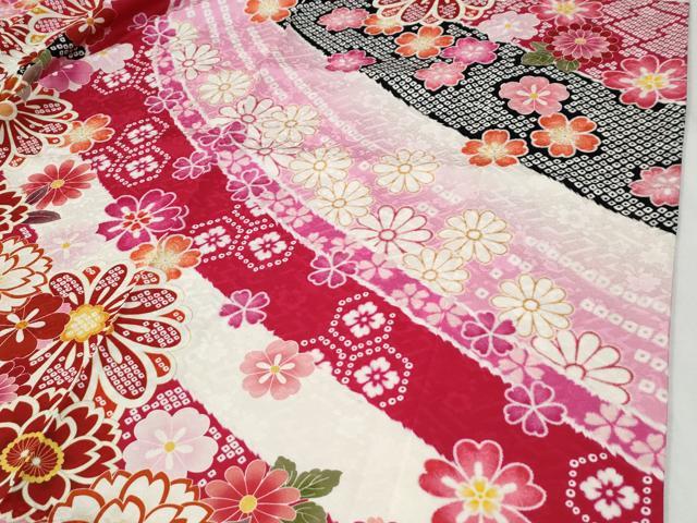 平和屋着物●豪華振袖　駒刺繍　舞花文　正絹　逸品　CABG0977yc