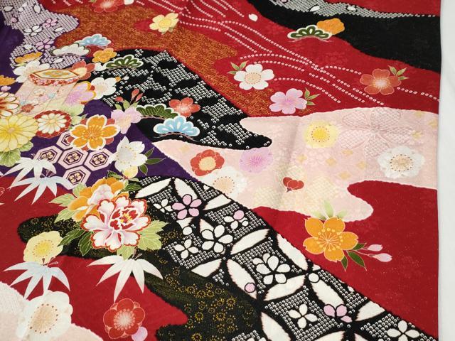 平和屋着物●豪華振袖　駒刺繍　貝桶松竹梅花文　金通し地　正絹　逸品　CABG0978yc
