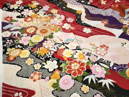 平和屋着物●豪華振袖　駒刺繍　貝桶松竹梅花文　金通し地　正絹　逸品　CABG0978yc