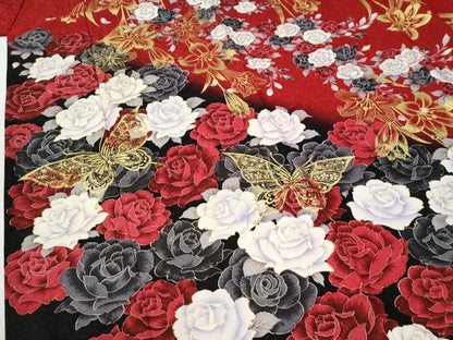 平和屋着物●豪華振袖　駒刺繍　薔薇　花蝶文　暈し染め　銀通し地　正絹　逸品　CABG0979yc