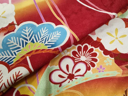平和屋着物●豪華振袖　駒刺繍　貝桶檜扇松竹梅花文　暈し染め　銀通し地　正絹　逸品　CABG0985yc