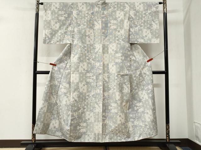 平和屋着物●本場大島紬　白大島　7マルキ　市松麻の葉枝花文　正絹　逸品　CABG0994yc