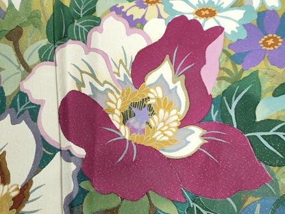 平和屋着物●二代目清次郎　手描き　振袖　草花文　暈し染め　金通し地　正絹　逸品　CABG1002yc