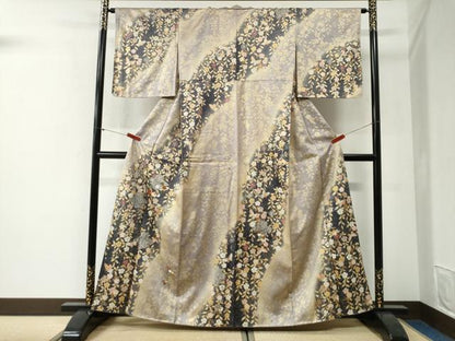 平和屋着物●訪問着　刺繍　花蝶文　暈し染め　金彩　正絹　逸品　CABG1058yc