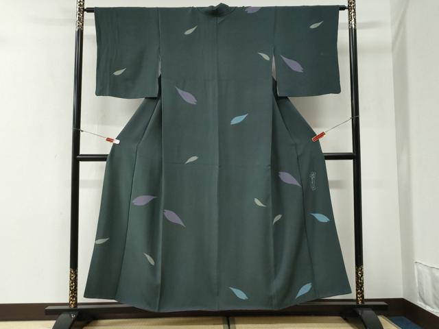 平和屋着物●世界的人形師　辻村寿三郎　ジュサブロー　小紋　舞花弁　正絹　逸品　CABG1144yc