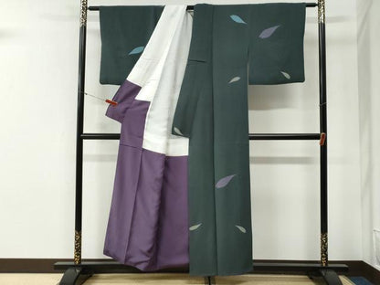 平和屋着物●世界的人形師　辻村寿三郎　ジュサブロー　小紋　舞花弁　正絹　逸品　CABG1144yc