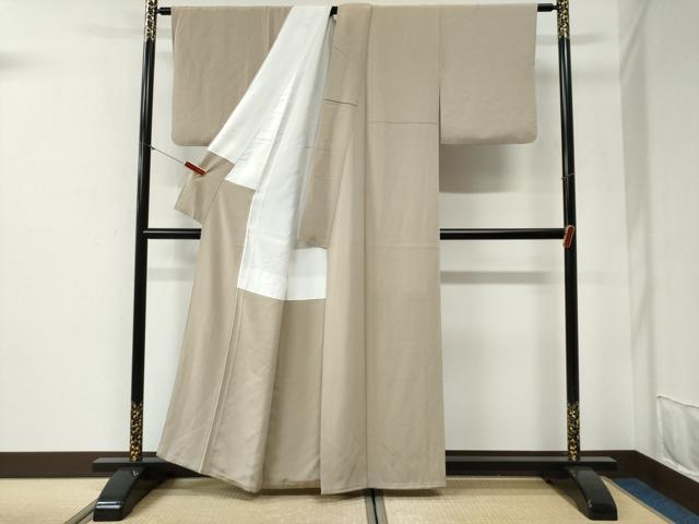平和屋着物●上質な色無地　枯色　正絹　逸品　CABG1150yc