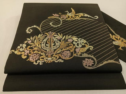 平和屋着物●塩瀬　九寸名古屋帯　総刺繍　鳳凰更紗吉祥文　黒地　金糸　正絹　逸品　CABG1640vp