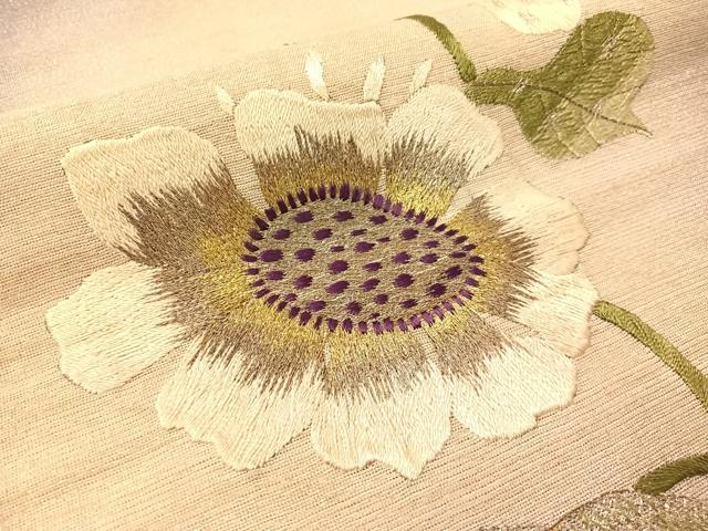 平和屋着物●アンティーク　大正ロマン　総手刺繍　九寸名古屋帯　草花文　銀通し地　正絹　逸品　CABG1945vp