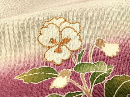平和屋着物●つけ帯　駒刺繍　草花文　金彩　鬼しぼ縮緬　正絹　逸品　CABG1965vp