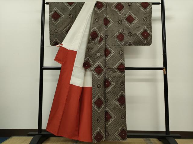 平和屋着物●本場大島紬　龍郷絣　7マルキ　菱花文　正絹　逸品　未使用　CABG2142ze