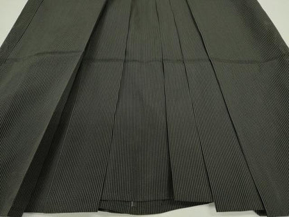 平和屋着物＊夏物　男性　馬乗り袴　縦絽　縞　正絹　逸品　CABG2359ze