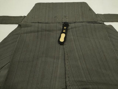 平和屋着物＊夏物　男性　馬乗り袴　縦絽　縞　正絹　逸品　CABG2360ze
