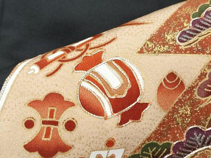 平和屋着物■豪華黒留袖　駒刺繍　扇面宝尽くし文　金彩　正絹　逸品　CABG2762th
