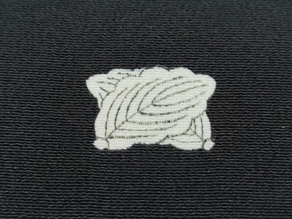 平和屋着物■豪華黒留袖　駒刺繍　扇面宝尽くし文　金彩　正絹　逸品　CABG2762th